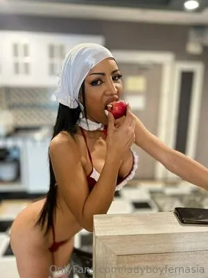Ladyboyfernasia OnlyFans Leaked Free Thumbnail Picture - #5dygPcBkin