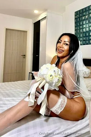 Ladyboyfernasia OnlyFans Leaked Free Thumbnail Picture - #6GVagqEPMO