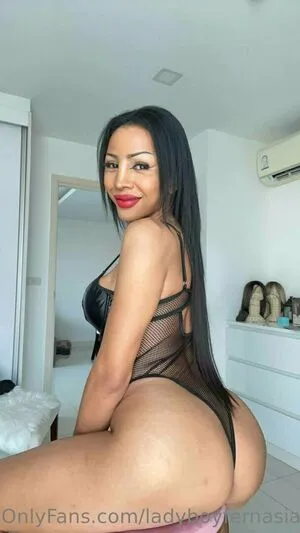 Ladyboyfernasia OnlyFans Leaked Free Thumbnail Picture - #cdsBc8RXHK