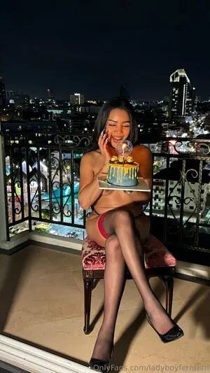 Ladyboyfernfern OnlyFans Leaked Free Thumbnail Picture - #UvAdb6YCoS