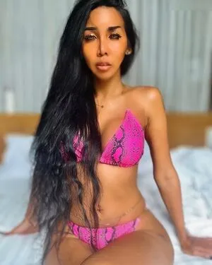 Ladyboyshasha OnlyFans Leaked Free Thumbnail Picture - #9oUPIofrou