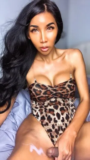 Ladyboyshasha OnlyFans Leaked Free Thumbnail Picture - #ABFuVNxcLv