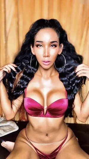 Ladyboyshasha OnlyFans Leaked Free Thumbnail Picture - #I33h5Q9UnW