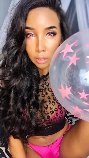 Ladyboyshasha OnlyFans Leaked Free Thumbnail Picture - #Y4WvAKI4db