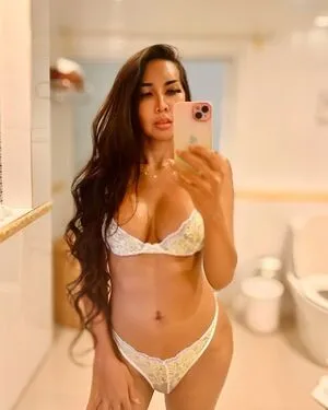 Ladyboyshasha OnlyFans Leaked Free Thumbnail Picture - #apNMmD0f4e