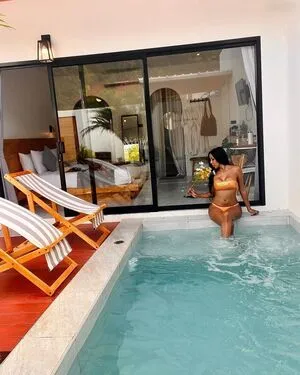 Ladyboyshasha OnlyFans Leaked Free Thumbnail Picture - #mcGIwC4kgm