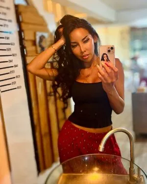 Ladyboyshasha OnlyFans Leaked Free Thumbnail Picture - #sotl1PrEqO