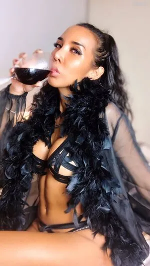 Ladyboyshasha OnlyFans Leaked Free Thumbnail Picture - #vRnwGQHOPj