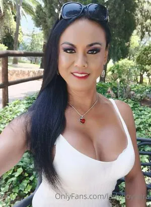 Ladyboytiara OnlyFans Leaked Free Thumbnail Picture - #TQsswW81H9