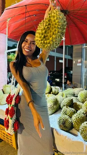 Ladyboyxmos OnlyFans Leaked Free Thumbnail Picture - #0oYn3GeY5v