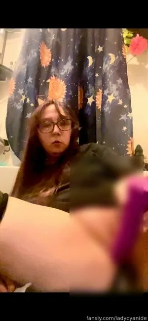 Ladycyanide OnlyFans Leaked Free Thumbnail Picture - #p045bVtxEg
