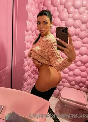 Ladygoodluck OnlyFans Leaked Free Thumbnail Picture - #0n6nz9YwYO