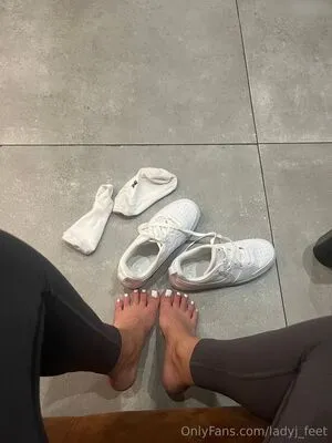 Ladyj Feet OnlyFans Leaked Free Thumbnail Picture - #0KKxkU390e