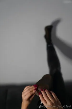Ladyj Feet OnlyFans Leaked Free Thumbnail Picture - #Vy3lUCTIh5