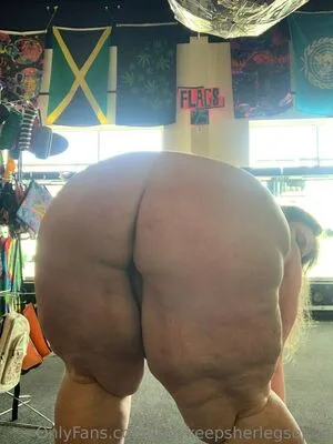 Ladykeepsherlegsopen OnlyFans Leaked Free Thumbnail Picture - #YMidcPQfyI