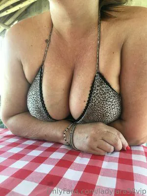 Ladylara98vip OnlyFans Leaked Free Thumbnail Picture - #c0NPtA9Ca3