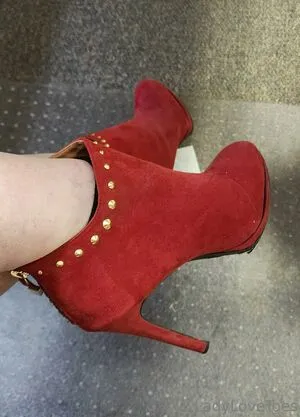 Ladylovetoes OnlyFans Leaked Free Thumbnail Picture - #aiK5lm2lWF
