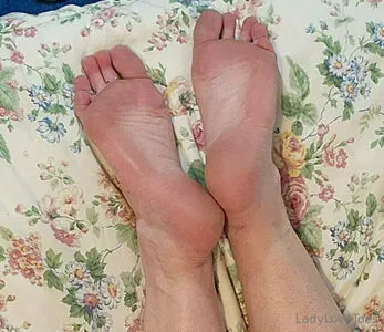 Ladylovetoes OnlyFans Leaked Free Thumbnail Picture - #u78wpv9lKI