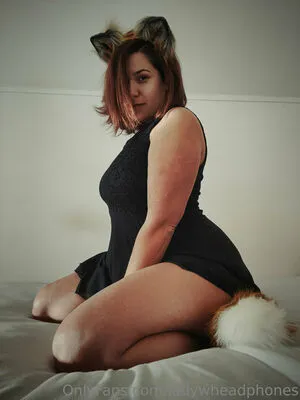 Ladywheadphones OnlyFans Leaked Free Thumbnail Picture - #5MNOgSDylT