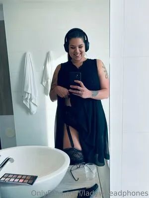 Ladywheadphones OnlyFans Leaked Free Thumbnail Picture - #w1925ljyS4