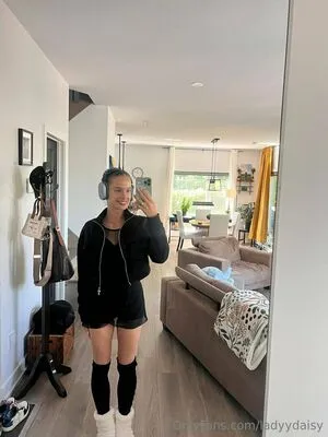 Ladyydaisy OnlyFans Leaked Free Thumbnail Picture - #MQasFxREYN