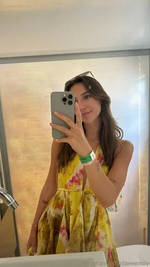 Laeeemily OnlyFans Leaked Free Thumbnail Picture - #wHcLyW4QD4