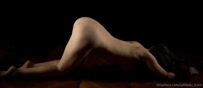 Lafilledu Train OnlyFans Leaked Free Thumbnail Picture - #vghBQyYApn
