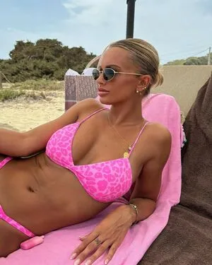 Laiaandrade Laia Andrade Pera OnlyFans Leaked Free Thumbnail Picture - #mSiNOOAWC2