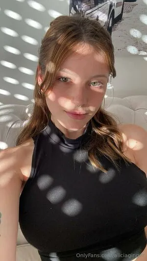 Laiibrusa OnlyFans Leaked Free Thumbnail Picture - #Gujn72godU