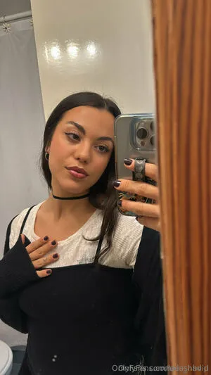 Laila Hadid OnlyFans Leaked Free Thumbnail Picture - #DK4sYu6ol4