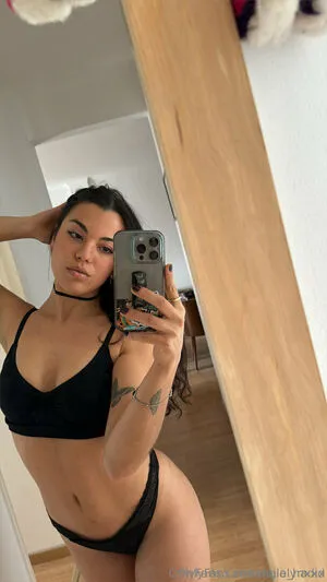 Laila Hadid OnlyFans Leaked Free Thumbnail Picture - #Ysf6HGsQB5