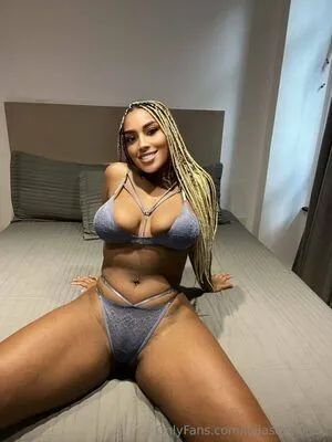 Lailasantiagoo OnlyFans Leaked Free Thumbnail Picture - #4G9NEQ9do2