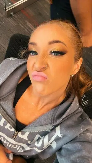 Lainey Reid OnlyFans Leaked Free Thumbnail Picture - #b2CncMlb9n