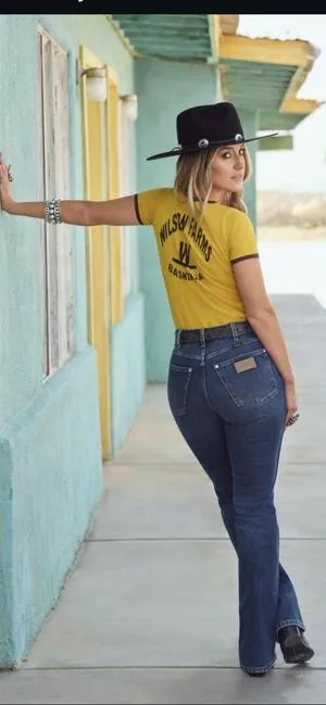 Lainey Wilson OnlyFans Leaked Free Thumbnail Picture - #Gv5zLhEZyh