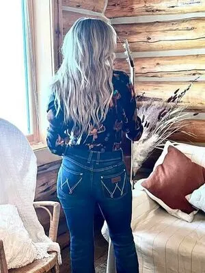 Lainey Wilson OnlyFans Leaked Free Thumbnail Picture - #IhjxnoTYZg