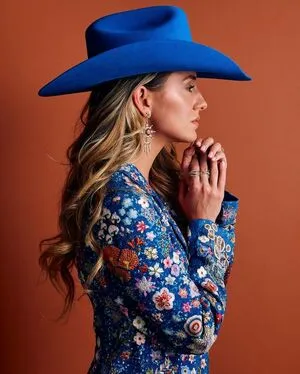 Lainey Wilson OnlyFans Leaked Free Thumbnail Picture - #VRwsctqQQ9