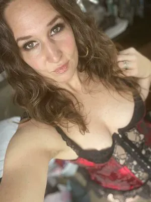 Laineymarie OnlyFans Leaked Free Thumbnail Picture - #9BzlVtUEJx
