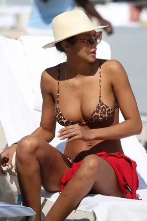 Lais Ribeiro OnlyFans Leaked Free Thumbnail Picture - #83plxfHkBO