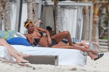 Lais Ribeiro OnlyFans Leaked Free Thumbnail Picture - #THikQ0ri3Q