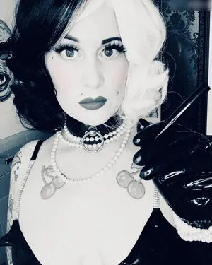 Lajentrois Jen Roomes OnlyFans Leaked Free Thumbnail Picture - #gNtDIGq05I