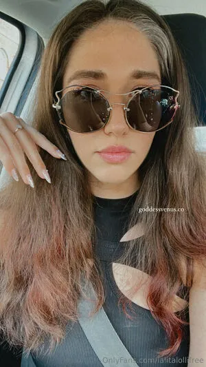 Lalitalollifree OnlyFans Leaked Free Thumbnail Picture - #8MIkCRiSV3