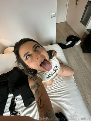 Lamalasuertefree OnlyFans Leaked Free Thumbnail Picture - #1mcHANBu0v
