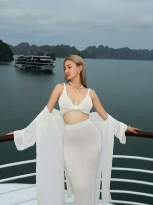 Lan Nguyen OnlyFans Leaked Free Thumbnail Picture - #xF9bCmE7XB