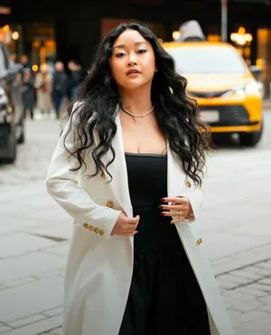 Lana Condor OnlyFans Leaked Free Thumbnail Picture - #b3FBnLMMWL