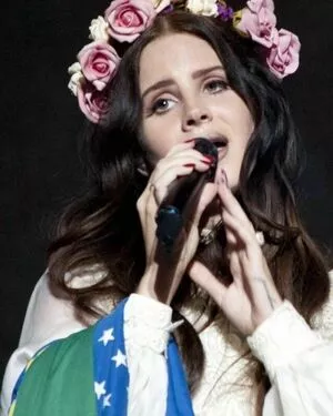 Lana Del Rey OnlyFans Leaked Free Thumbnail Picture - #Gj1I9O7ogR