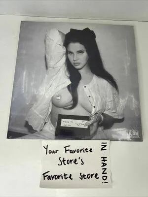 Lana Del Rey OnlyFans Leaked Free Thumbnail Picture - #oK5XFzmkBY