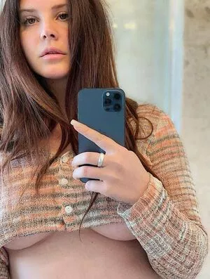 Lana Del Rey OnlyFans Leaked Free Thumbnail Picture - #w67mBYM8Gq