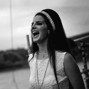 Lana Del Rey OnlyFans Leaked Free Thumbnail Picture - #xLpfxGSuN4