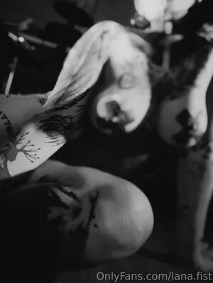 Lana Fist OnlyFans Leaked Free Thumbnail Picture - #d8Be19XWMc
