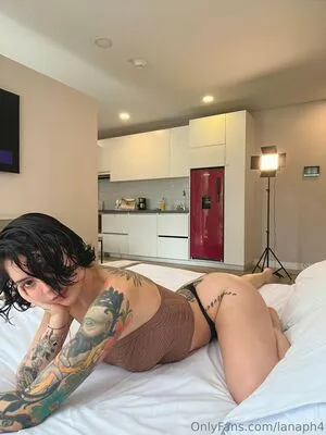 Lanaph4 OnlyFans Leaked Free Thumbnail Picture - #OGU3AuF6K3